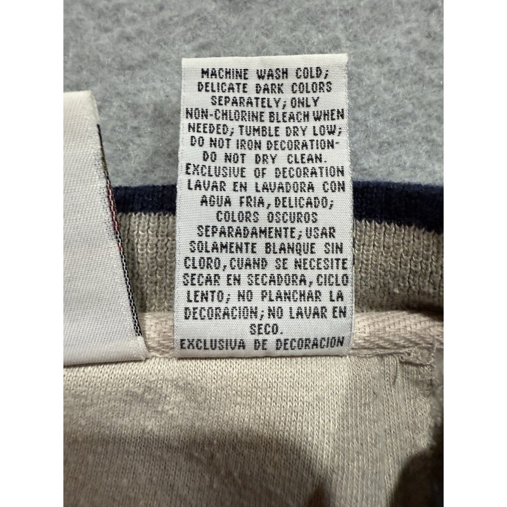 VINTAGE Mickey & Co Disney Sweatshirt Crewneck  Embroidered Graphic Sz L  Large - Picture 9 of 15